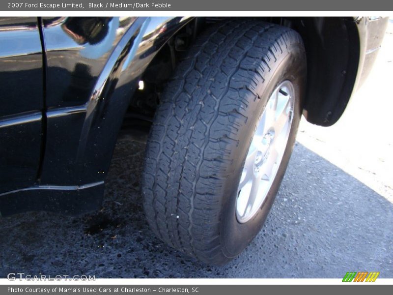 Black / Medium/Dark Pebble 2007 Ford Escape Limited