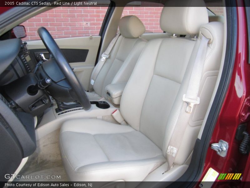  2005 CTS Sedan Light Neutral Interior