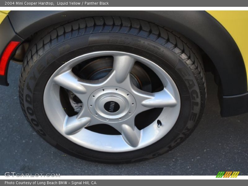Liquid Yellow / Panther Black 2004 Mini Cooper Hardtop