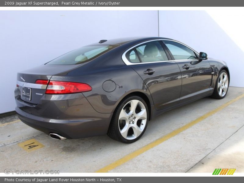 Pearl Grey Metallic / Ivory/Oyster 2009 Jaguar XF Supercharged
