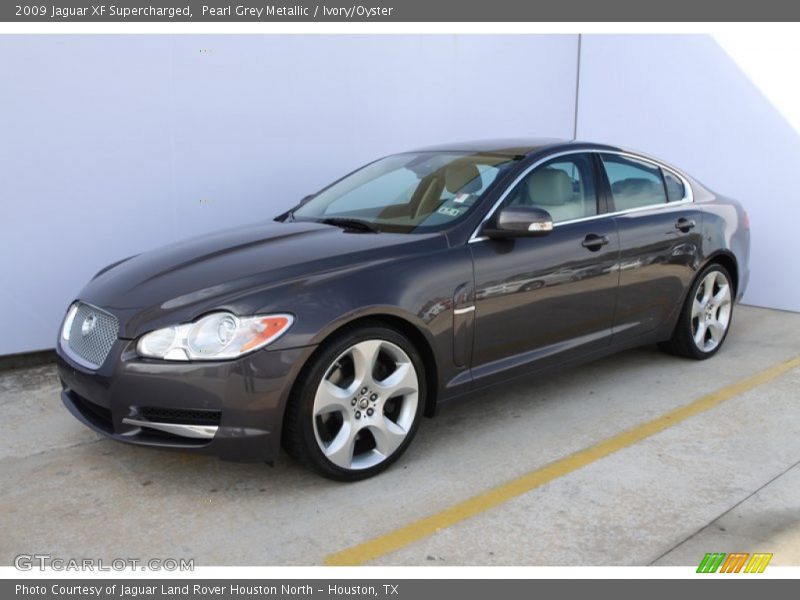 Pearl Grey Metallic / Ivory/Oyster 2009 Jaguar XF Supercharged