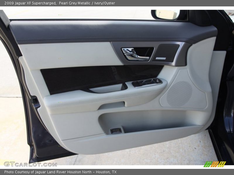 Door Panel of 2009 XF Supercharged