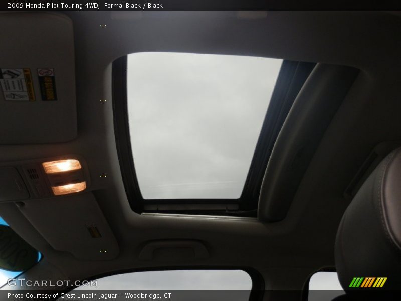 Formal Black / Black 2009 Honda Pilot Touring 4WD