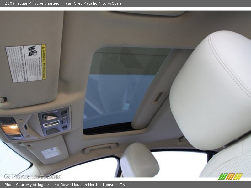 Pearl Grey Metallic / Ivory/Oyster 2009 Jaguar XF Supercharged