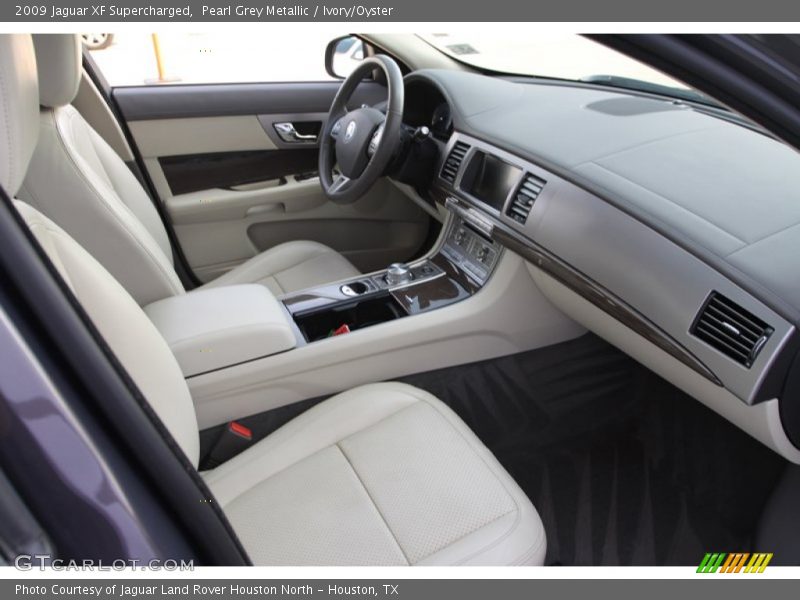 Pearl Grey Metallic / Ivory/Oyster 2009 Jaguar XF Supercharged