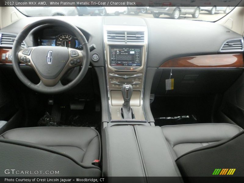 White Platinum Metallic Tri-Coat / Charcoal Black 2012 Lincoln MKX AWD