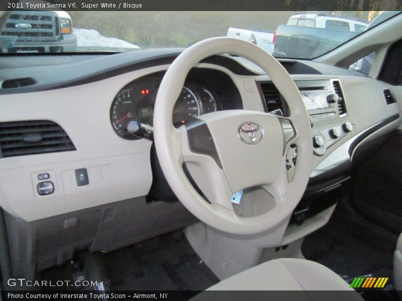 Super White / Bisque 2011 Toyota Sienna V6