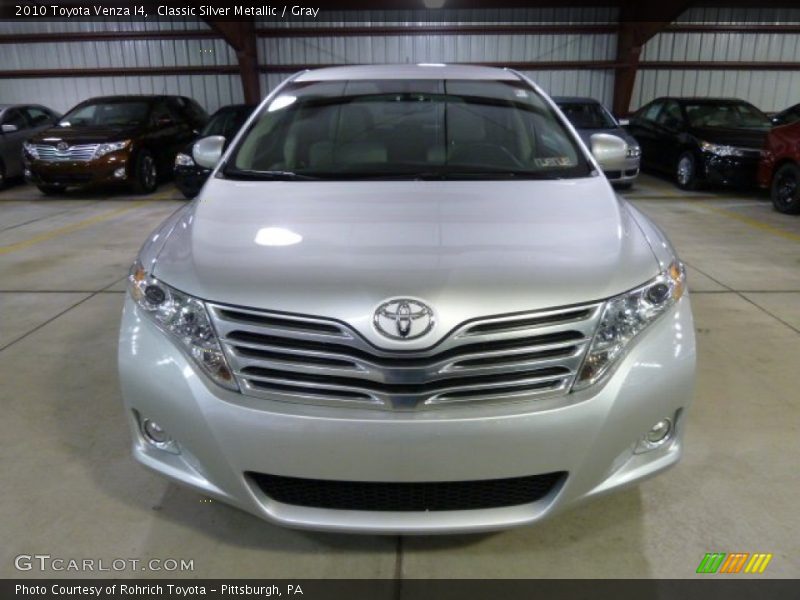 Classic Silver Metallic / Gray 2010 Toyota Venza I4