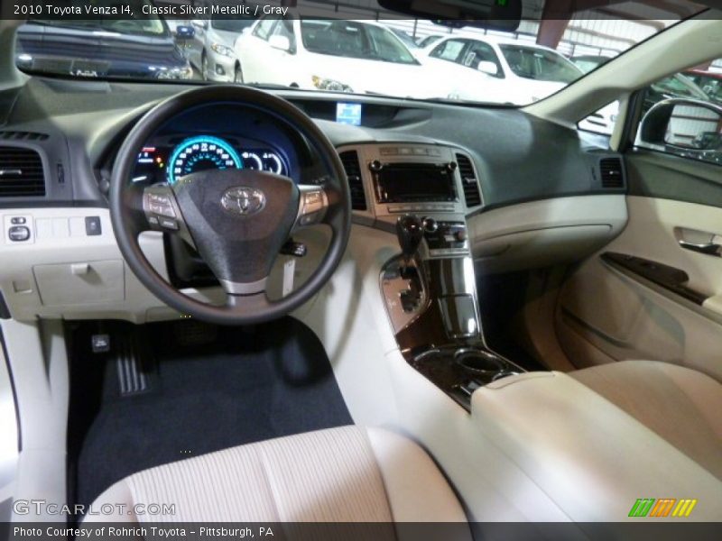 Classic Silver Metallic / Gray 2010 Toyota Venza I4