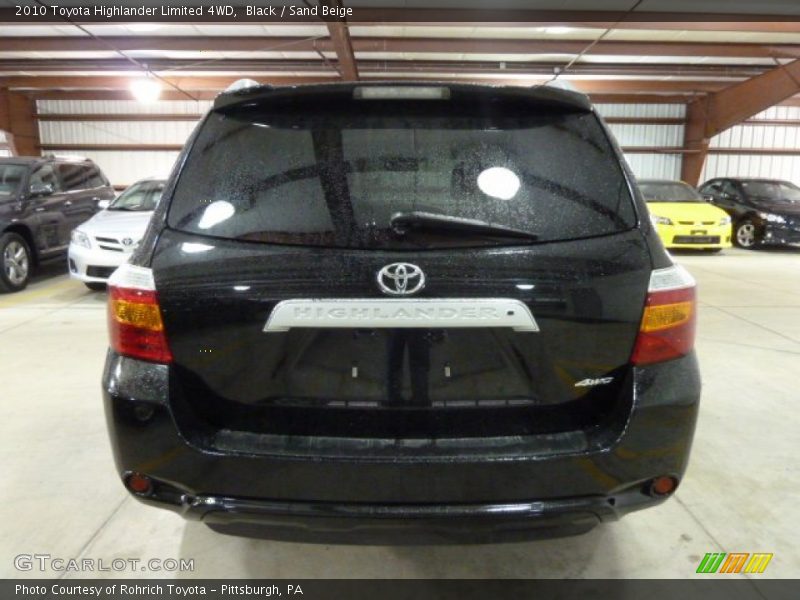 Black / Sand Beige 2010 Toyota Highlander Limited 4WD