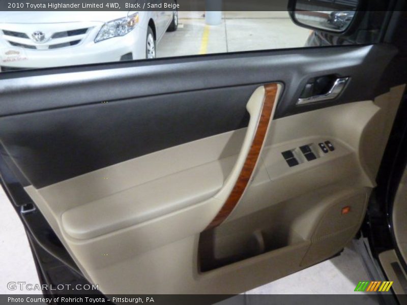 Black / Sand Beige 2010 Toyota Highlander Limited 4WD