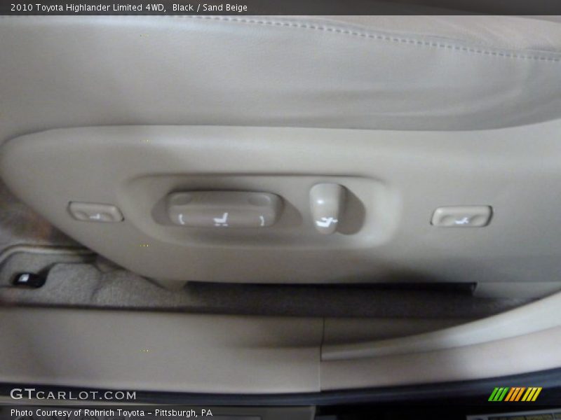 Black / Sand Beige 2010 Toyota Highlander Limited 4WD