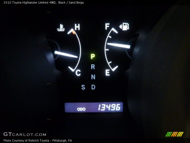 Black / Sand Beige 2010 Toyota Highlander Limited 4WD