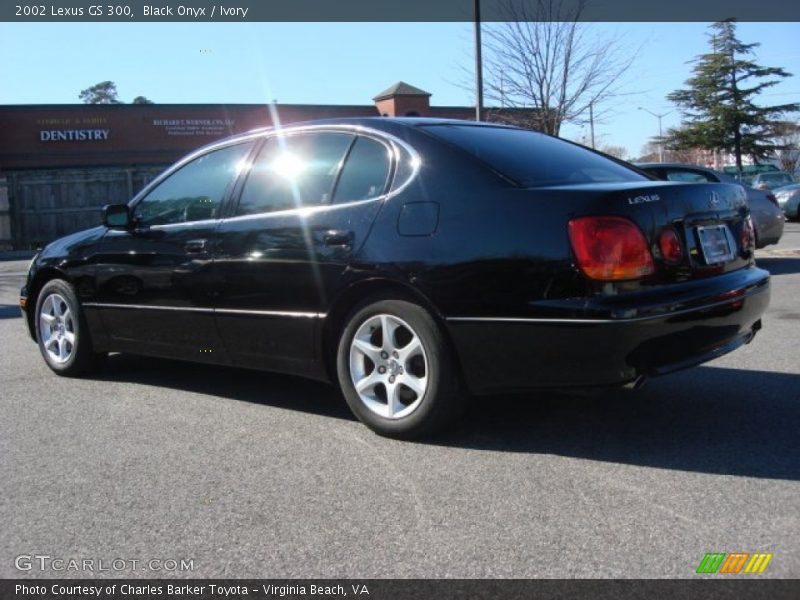 Black Onyx / Ivory 2002 Lexus GS 300