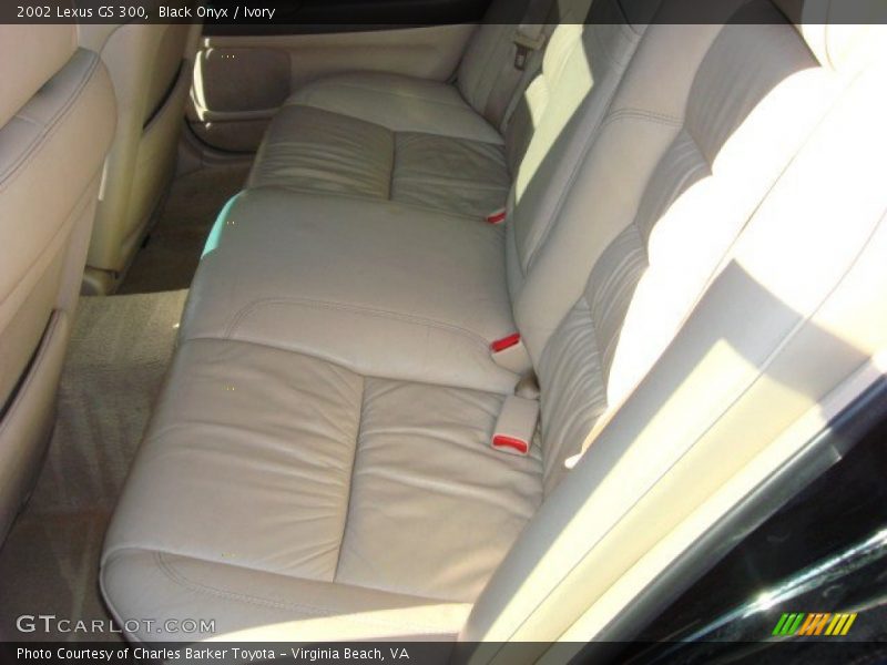 Black Onyx / Ivory 2002 Lexus GS 300
