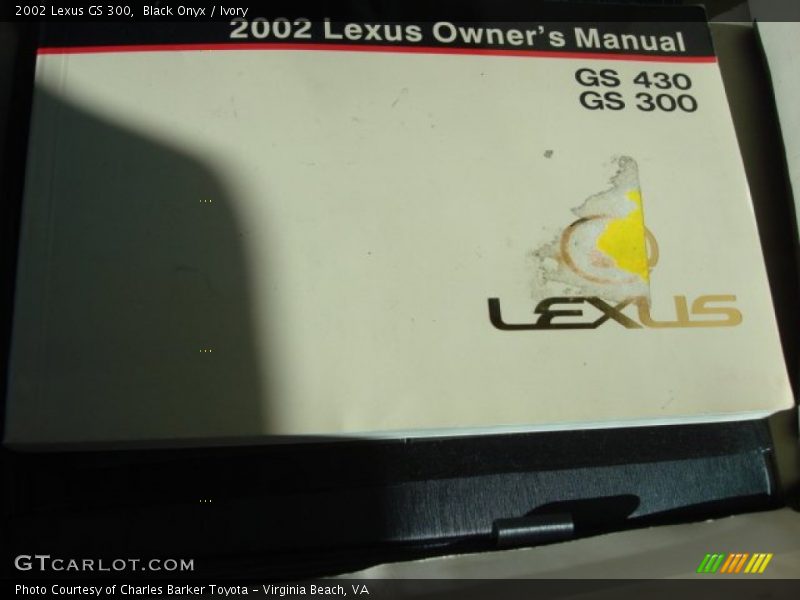 Black Onyx / Ivory 2002 Lexus GS 300