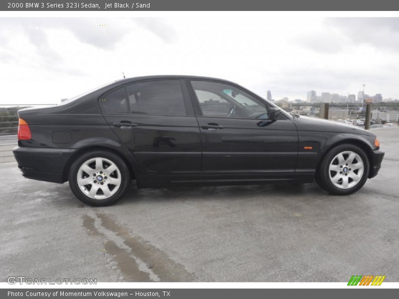 Jet Black / Sand 2000 BMW 3 Series 323i Sedan