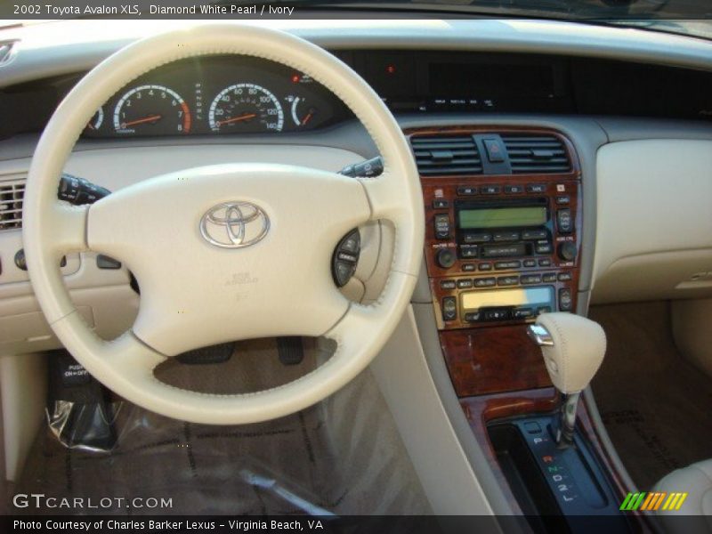 Diamond White Pearl / Ivory 2002 Toyota Avalon XLS