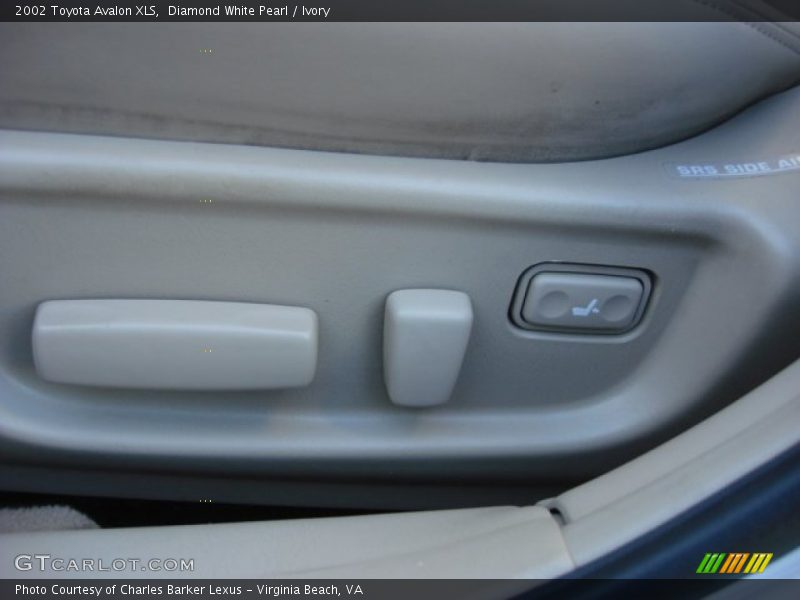 Diamond White Pearl / Ivory 2002 Toyota Avalon XLS