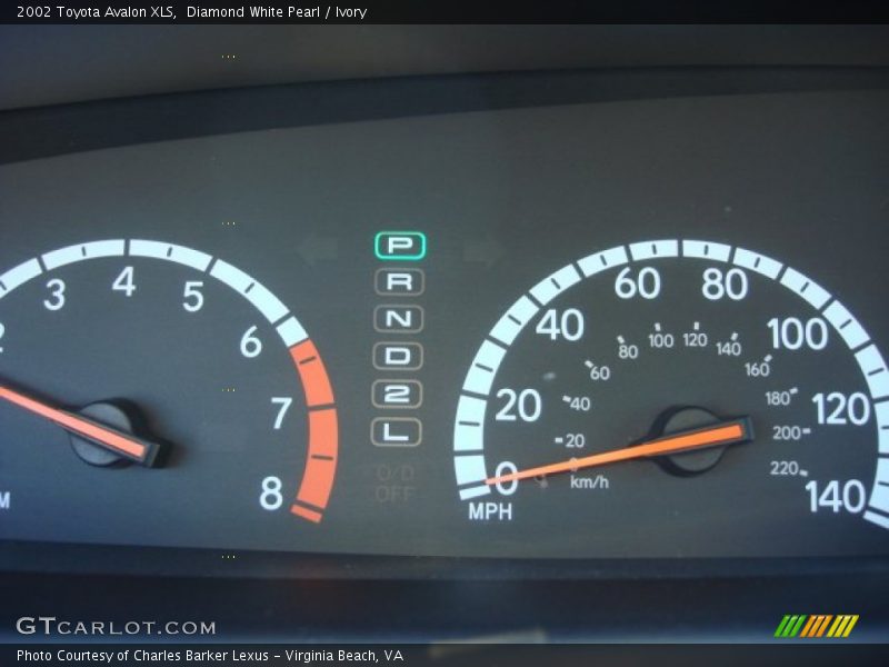 Diamond White Pearl / Ivory 2002 Toyota Avalon XLS