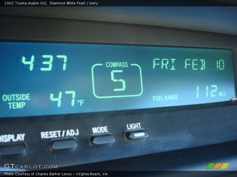 Diamond White Pearl / Ivory 2002 Toyota Avalon XLS