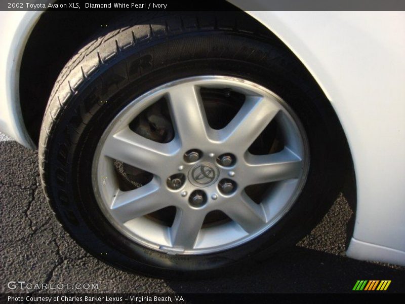 Diamond White Pearl / Ivory 2002 Toyota Avalon XLS