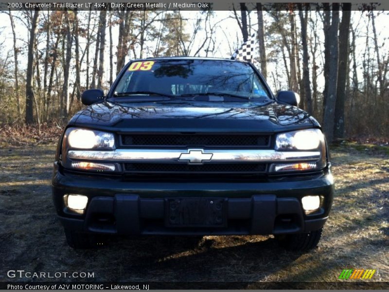 Dark Green Metallic / Medium Oak 2003 Chevrolet TrailBlazer LT 4x4
