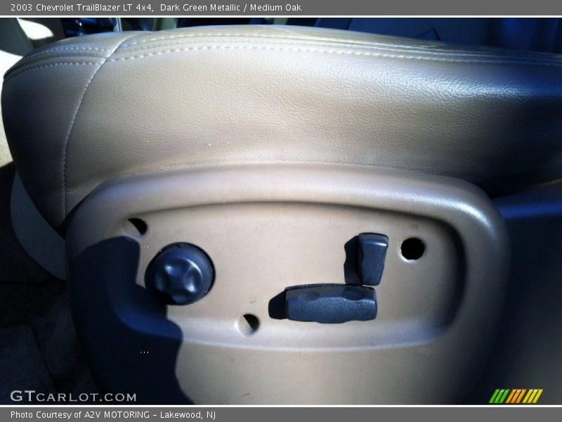 Dark Green Metallic / Medium Oak 2003 Chevrolet TrailBlazer LT 4x4