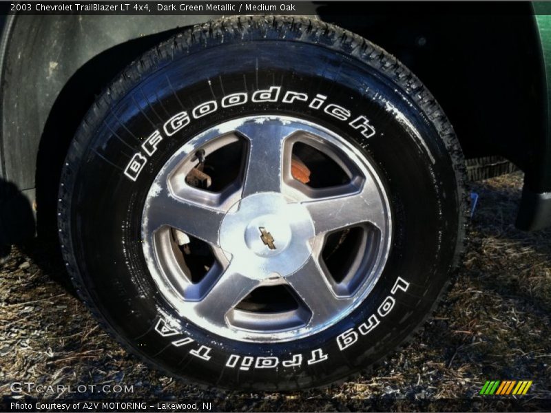 Dark Green Metallic / Medium Oak 2003 Chevrolet TrailBlazer LT 4x4