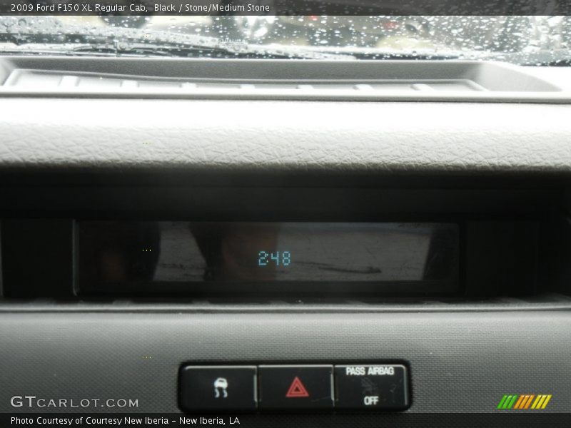 Black / Stone/Medium Stone 2009 Ford F150 XL Regular Cab