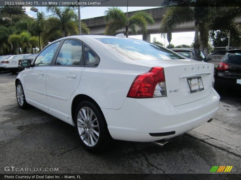 Ice White / Umbra/Calcite Leather 2011 Volvo S40 T5