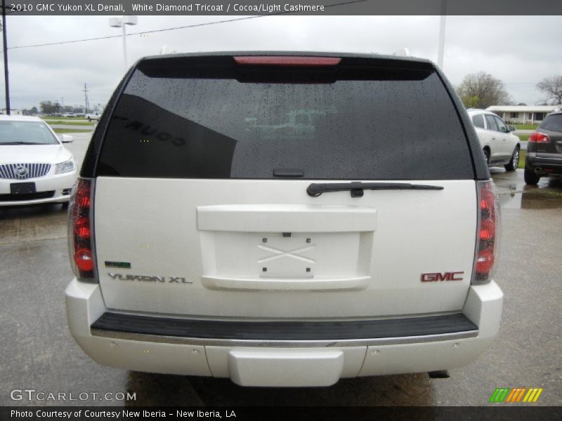 White Diamond Tricoat / Cocoa/Light Cashmere 2010 GMC Yukon XL Denali