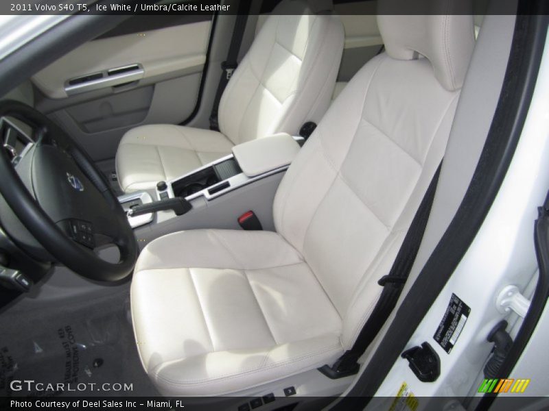Ice White / Umbra/Calcite Leather 2011 Volvo S40 T5