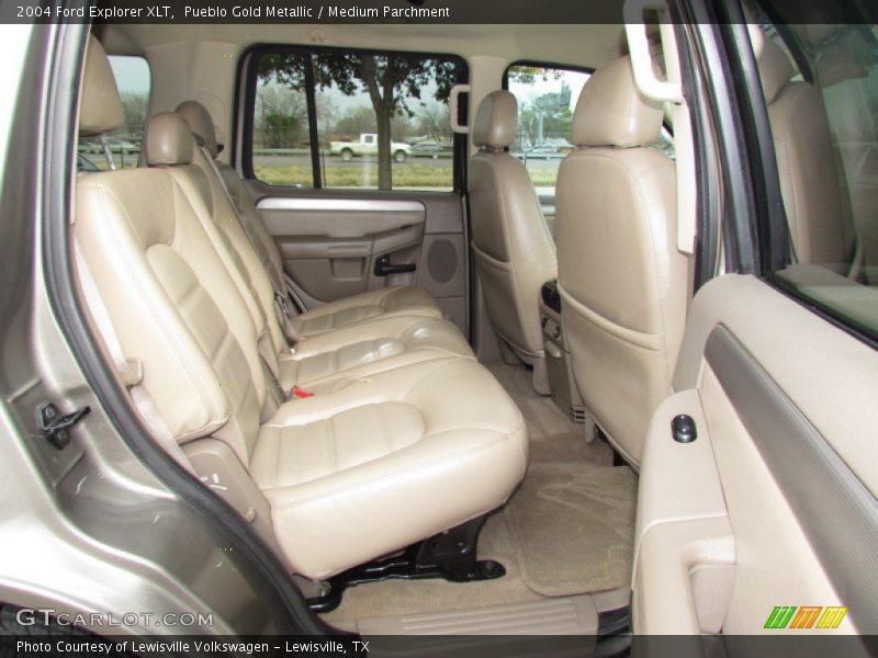  2004 Explorer XLT Medium Parchment Interior