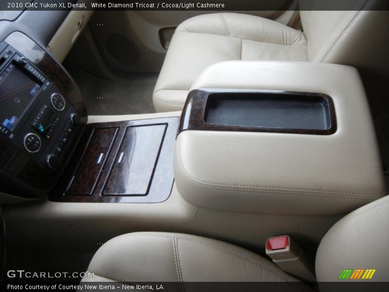 White Diamond Tricoat / Cocoa/Light Cashmere 2010 GMC Yukon XL Denali