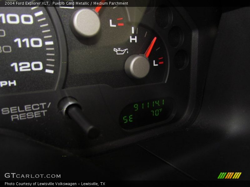 Pueblo Gold Metallic / Medium Parchment 2004 Ford Explorer XLT