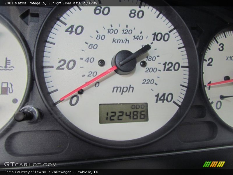 Sunlight Silver Metallic / Gray 2001 Mazda Protege ES