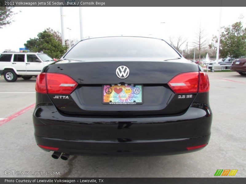 Black / Cornsilk Beige 2011 Volkswagen Jetta SE Sedan