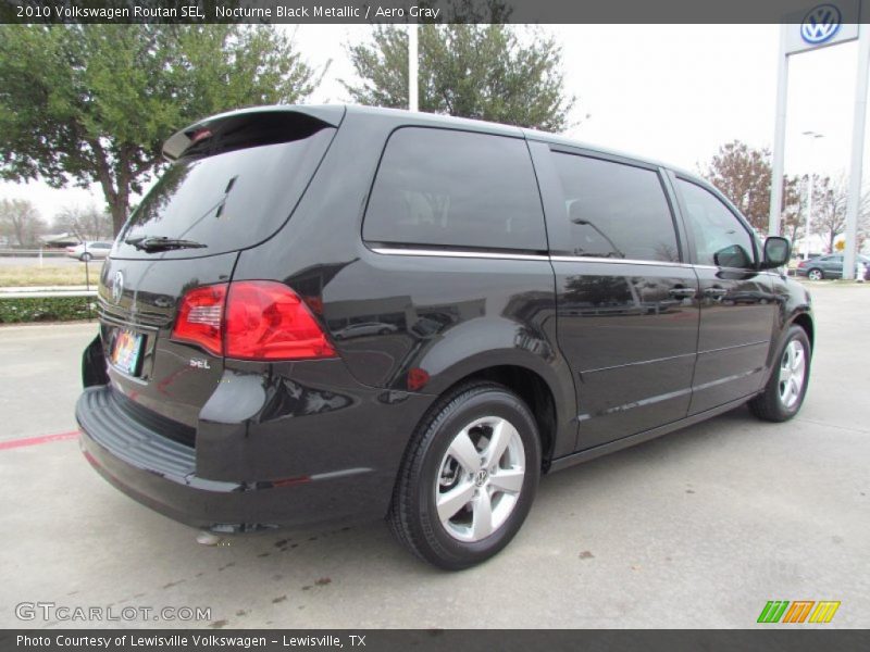 Nocturne Black Metallic / Aero Gray 2010 Volkswagen Routan SEL