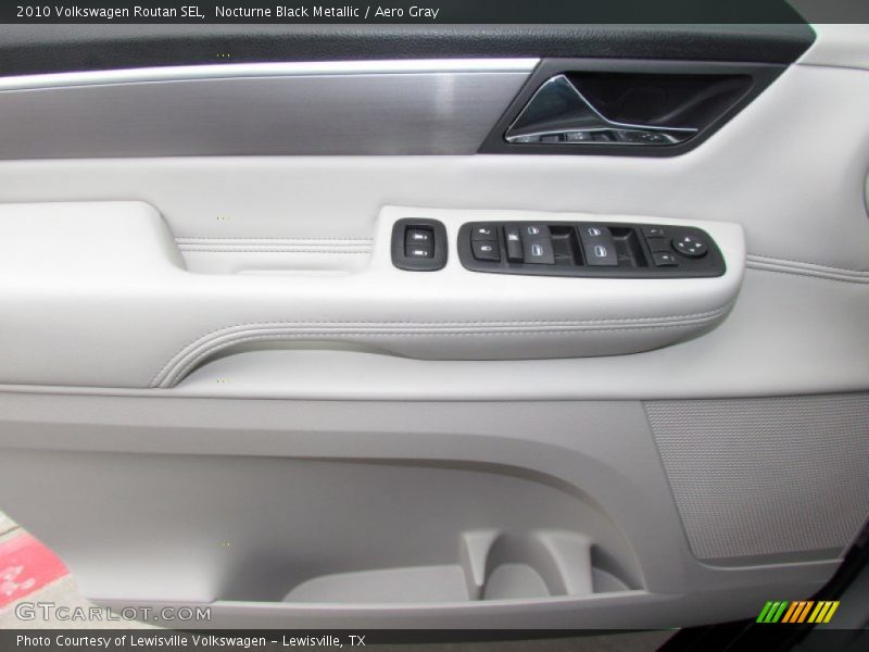 Nocturne Black Metallic / Aero Gray 2010 Volkswagen Routan SEL