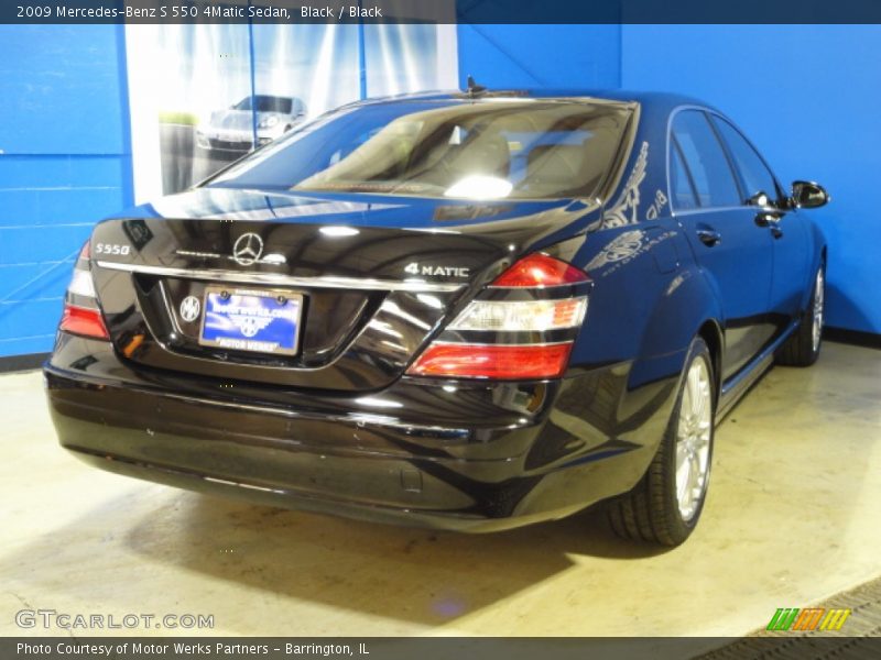Black / Black 2009 Mercedes-Benz S 550 4Matic Sedan
