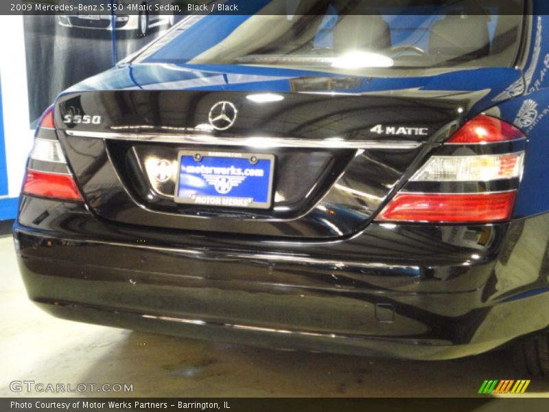 Black / Black 2009 Mercedes-Benz S 550 4Matic Sedan