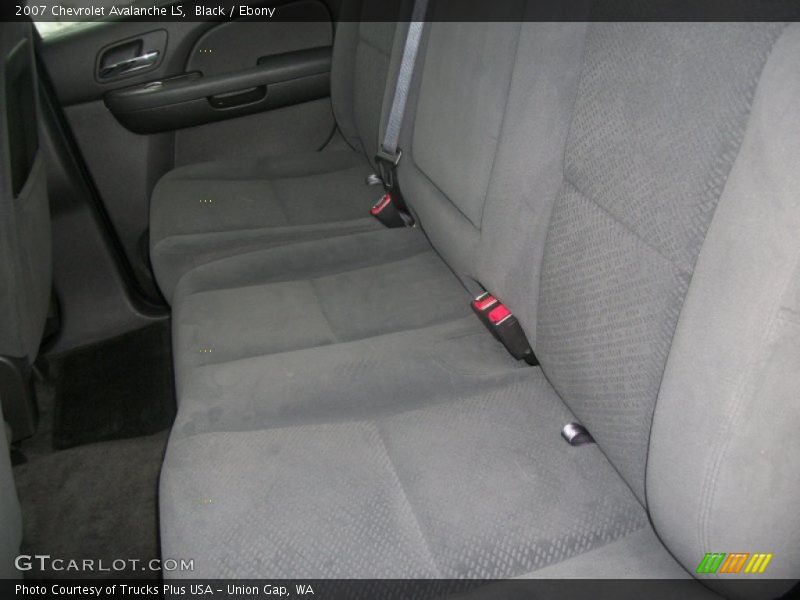 Black / Ebony 2007 Chevrolet Avalanche LS
