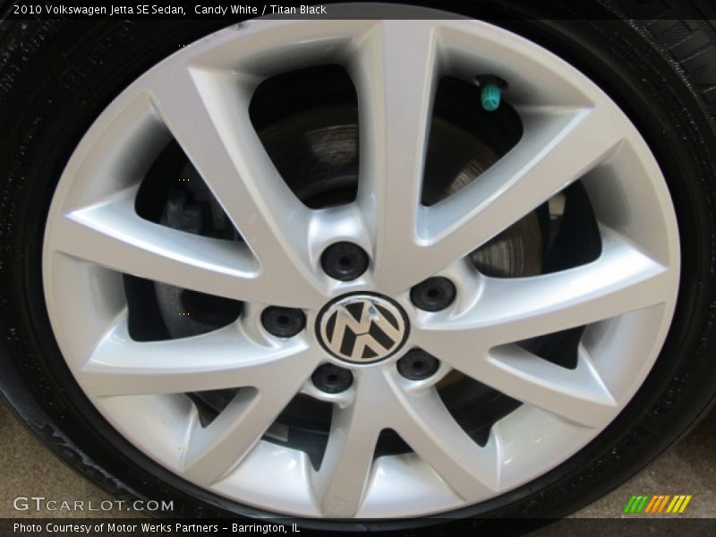 Candy White / Titan Black 2010 Volkswagen Jetta SE Sedan