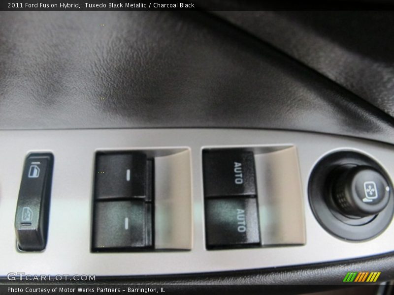 Tuxedo Black Metallic / Charcoal Black 2011 Ford Fusion Hybrid