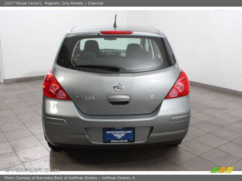 Magnetic Grey Metallic / Charcoal 2007 Nissan Versa S