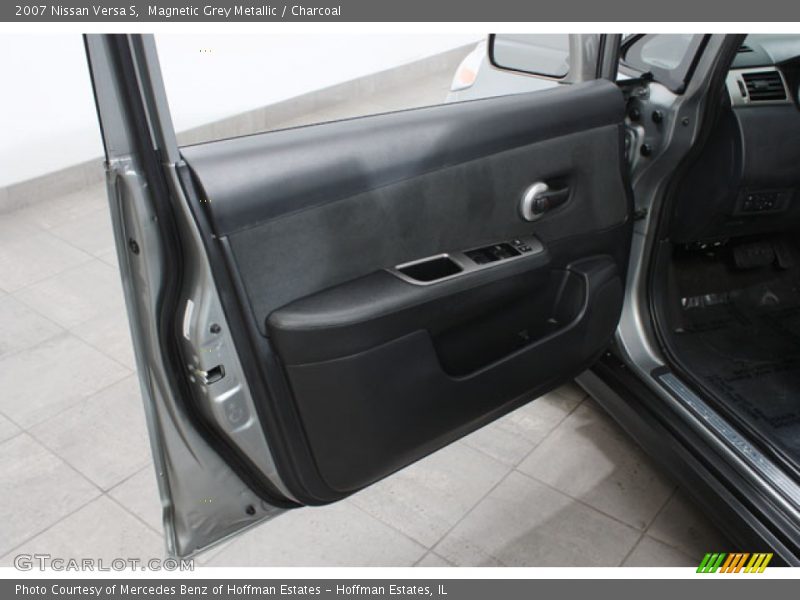 Magnetic Grey Metallic / Charcoal 2007 Nissan Versa S