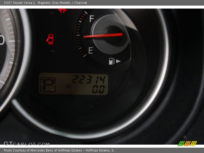Magnetic Grey Metallic / Charcoal 2007 Nissan Versa S