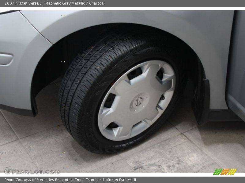 Magnetic Grey Metallic / Charcoal 2007 Nissan Versa S