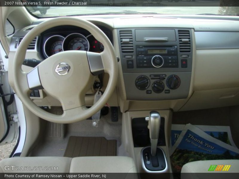 Fresh Powder / Charcoal 2007 Nissan Versa S